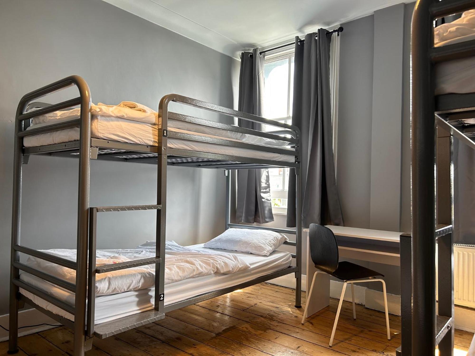 Cricketers Hostel London Ngoại thất bức ảnh